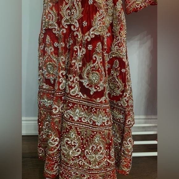 Luxury  Bridal Pakistani/ Indian Lehenga w Dupatta - Picture 5 of 8